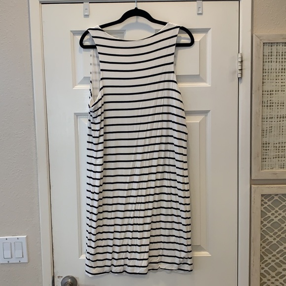 NWOT dress - Picture 3 of 4